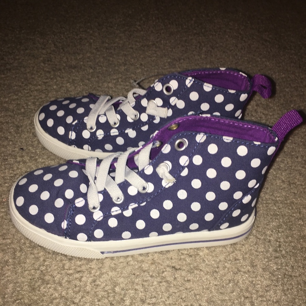 CARTER’S GIRLS HIGH TOP SIZE 10